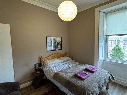 Room in a Shared Flat, Glen Street, EH3