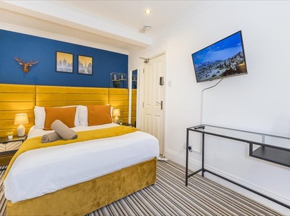 Studio Flat, York Way, N1