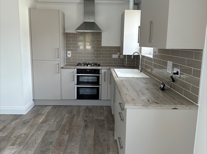 1 Bed Flat, Marina Close, IP24