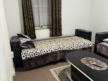 Room in a Shared House, Bracken House, E3