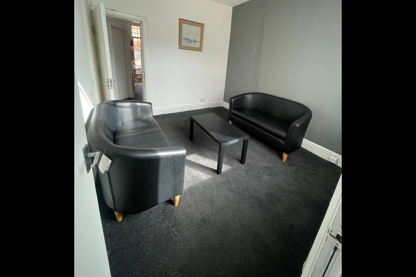 4 Bed Terraced House, Heald Grove, M14