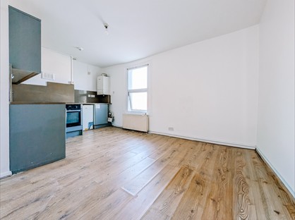 1 Bed Flat, Plumstead Road, SE18