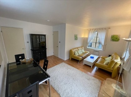 1 Bed Flat, The Circle, SE1