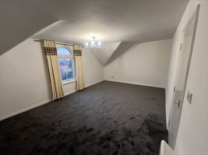 Studio Flat, Wendover Road, HP21