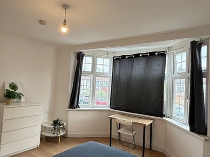 Room in a Shared House, Clifford Way, NW10