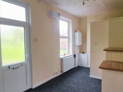 1 Bed Maisonette, Hawarden Buildings, SA1