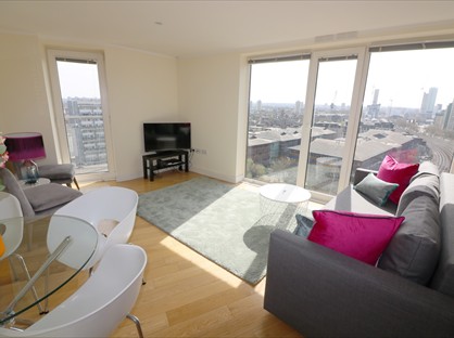 2 Bed Flat, Salamanca Place, SE1