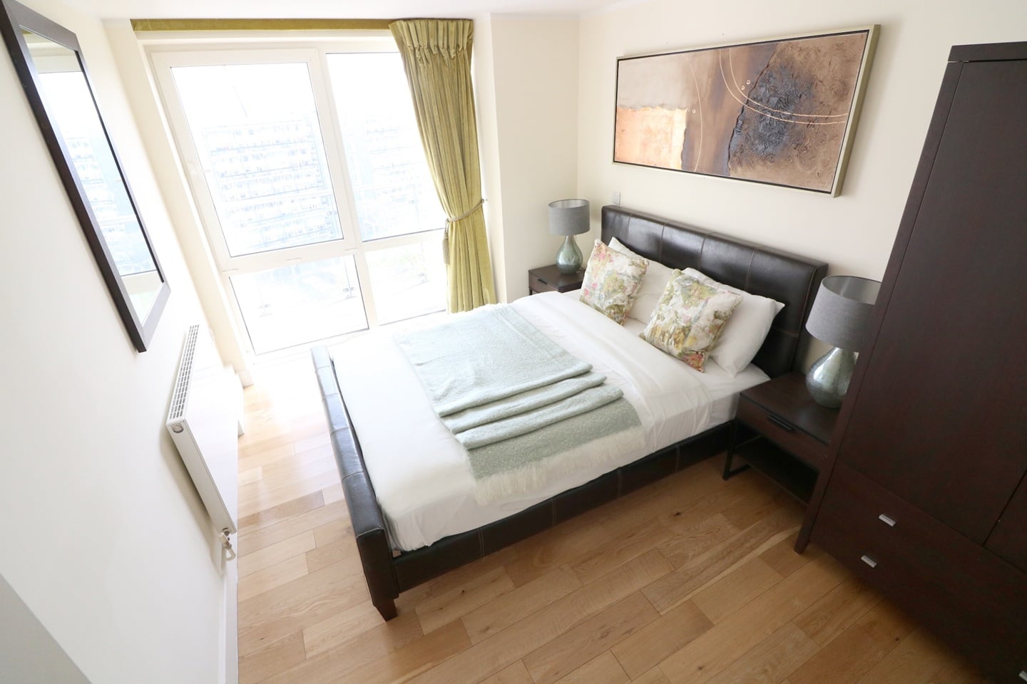 Additional image 7 of 2 Bed Flat, Salamanca Place, SE1, N1 7GU