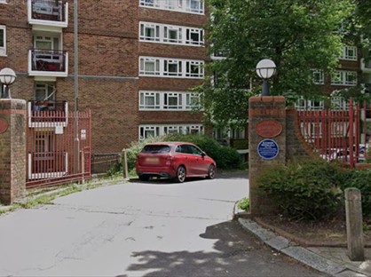 2 Bed Flat, Allenswood, SW19