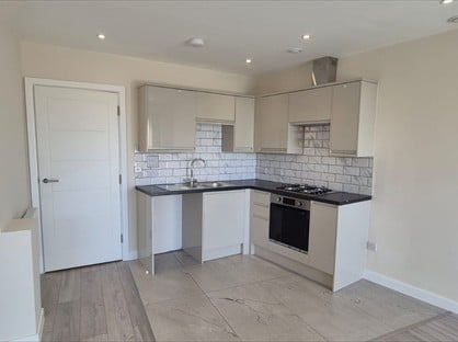 1 Bed Flat, London Road, CR4