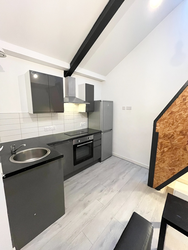 Studio Flat, Sir Thomas House, L1, N1 7GU