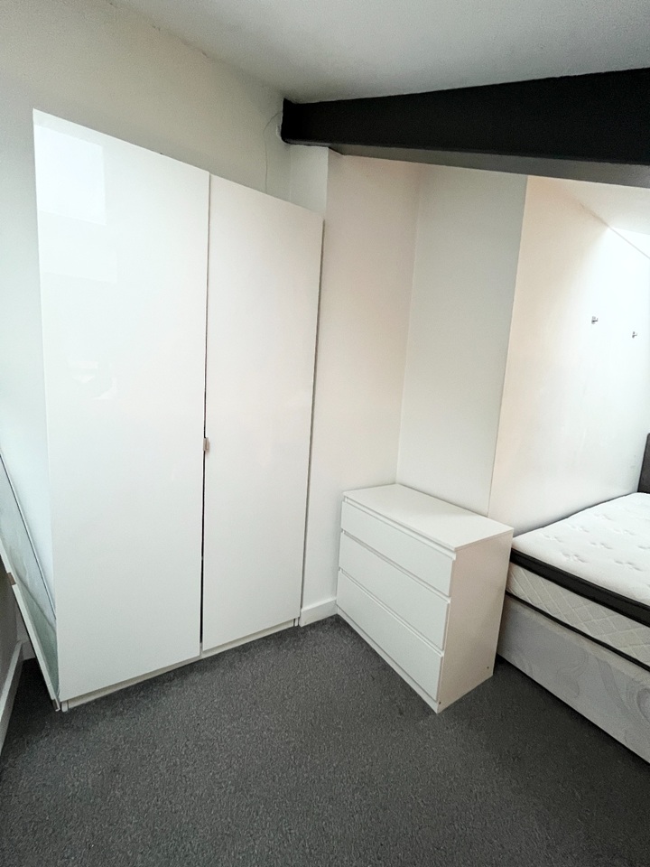 Additional image 5 of Studio Flat, Sir Thomas House, L1, N1 7GU