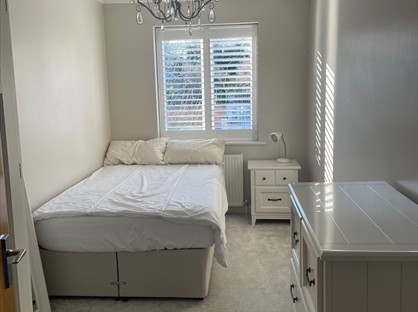 Room in a Shared House, Bowness Crescent, SW15