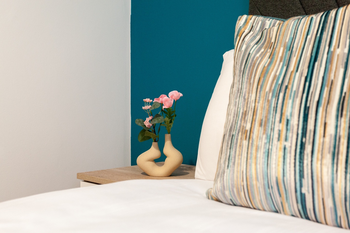 Additional image 11 of 2 Bed Flat, Oldham Place, L1, N1 7GU