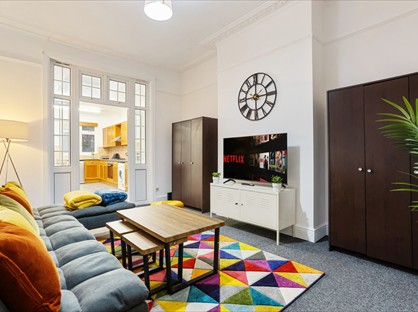 3 Bed Flat, The Avenue, N8