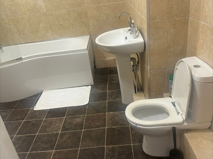 1 Bed Flat, High Street, RG8