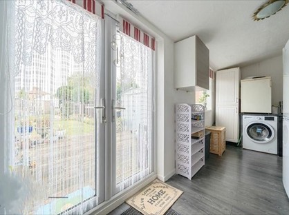 Room in a Shared House, Laburnum Avenue, RM12