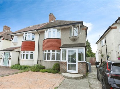 3 Bed Semi-Detached House, Shooters Hill Road, SE3