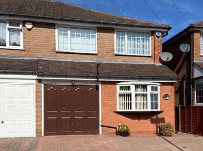 3 Bed Semi-Detached House, Copse Close, B31