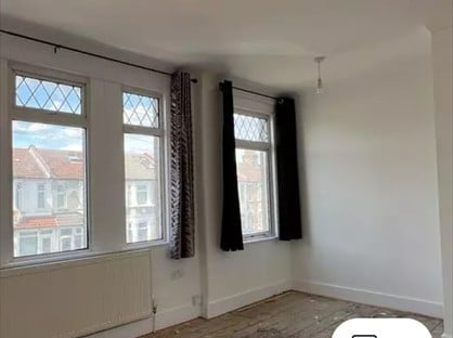 4 Bed Semi-Detached House, Trevelyan Road, E15