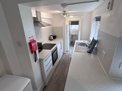 Room in a Shared House, Thyra Grove, NG9