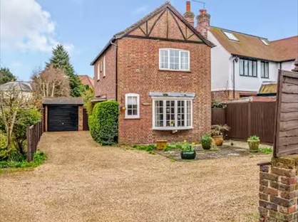 Room in a Shared House, Guildford Road, GU22