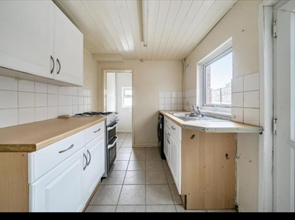2 Bed Terraced House, Byrkley St, DE14