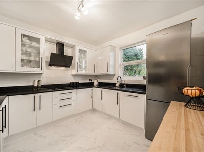 4 Bed Maisonette, Micheldever Road, SE12