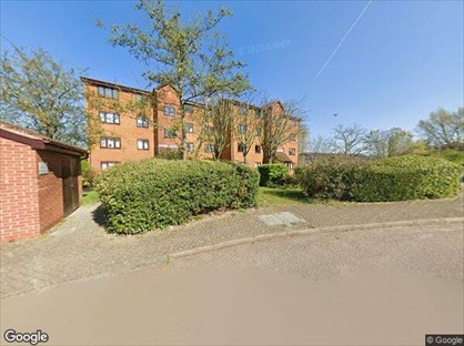 1 Bed Flat, Cumberland Place Meridian Court, SE6