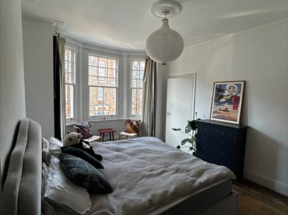 Room in a Shared Flat, Oval, SW9