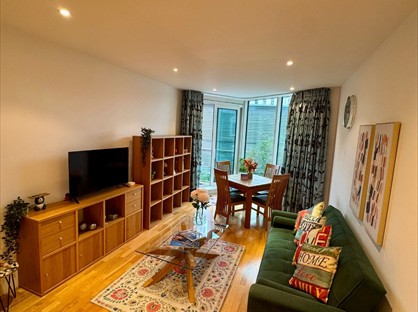 1 Bed Flat, Enterprise Way, SW18