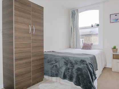 Room in a Shared Flat, Coldharbour Lane, SW9