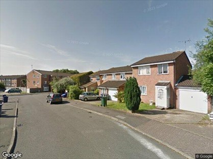 2 Bed Flat, Elm Way, N11