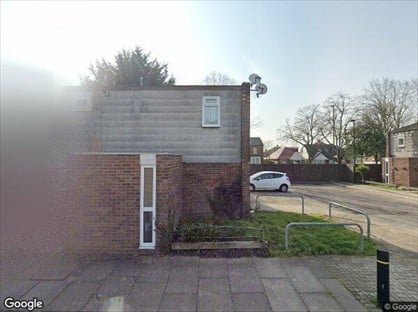 1 Bed Flat, Pentelow Gardens, TW14