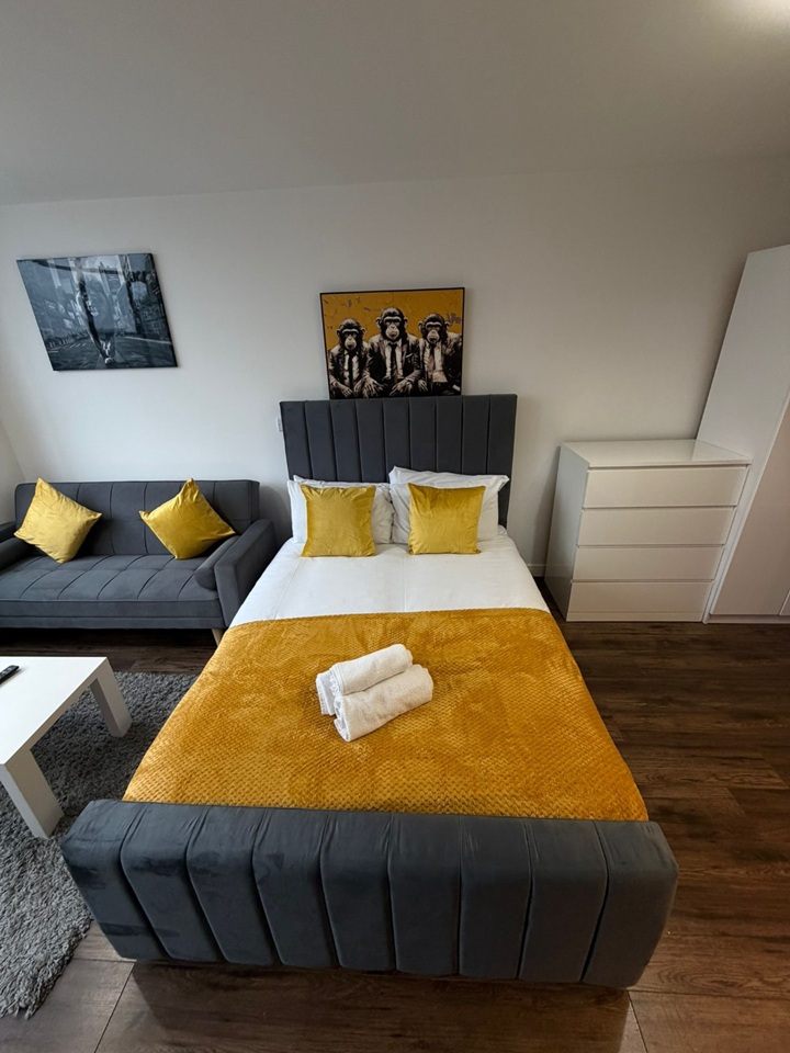 Additional image 14 of Studio Flat, The Strand, L2, N1 7GU