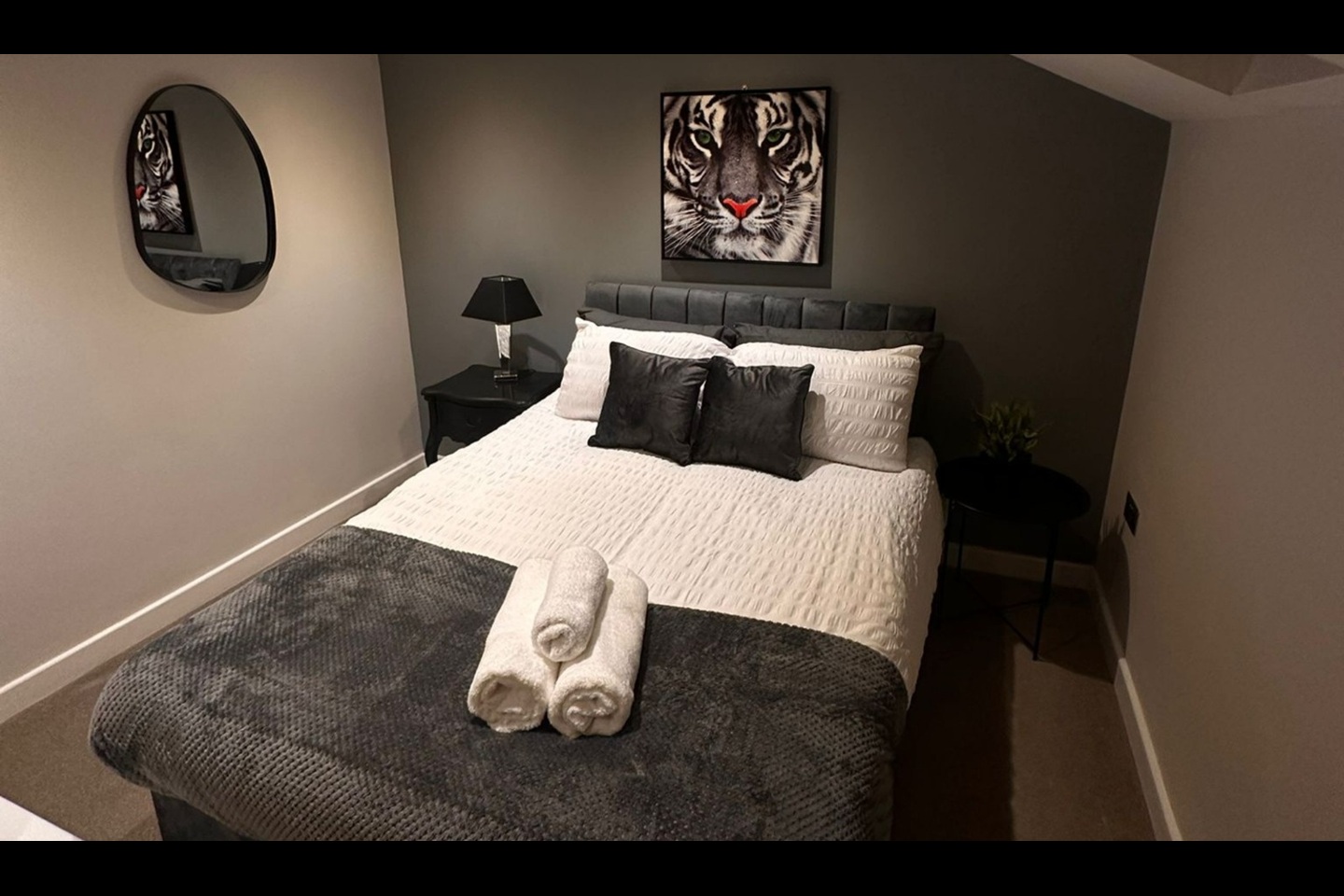 Additional image 2 of 2 Bed Flat, Victoria Street, L1, N1 7GU