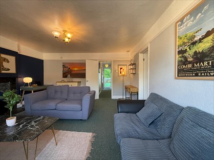 1 Bed Flat, Borough Rd, EX34