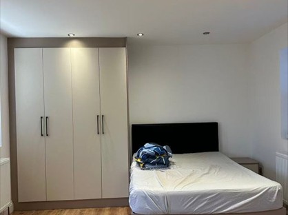 Studio Flat, Cowley Road, UB8