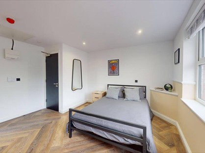 Room in a Shared House, Langworthy Road, M6