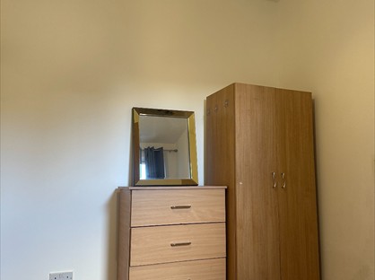 Room in a Shared Flat, Calderon Road, E11