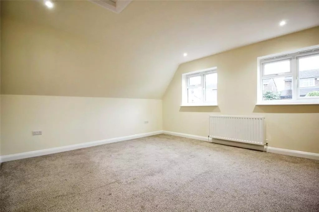Tilehurst, Reading - 2 Bed Detached House, Sanctuary Close, RG30 - To ...
