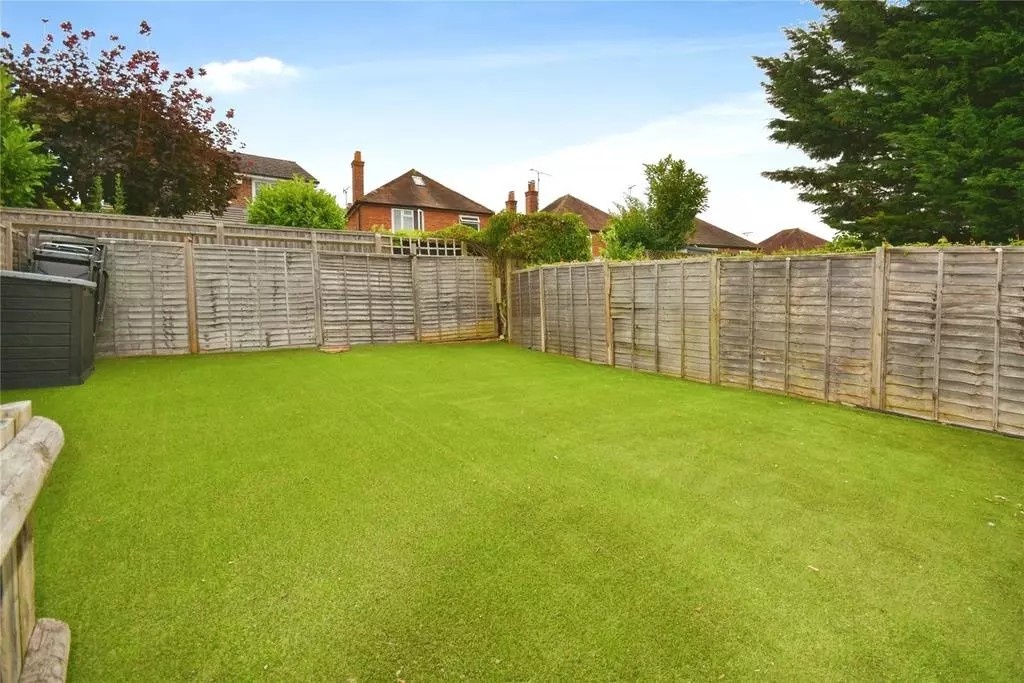 Tilehurst, Reading - 2 Bed Detached House, Sanctuary Close, RG30 - To ...