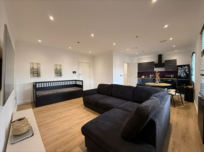 2 Bed Flat, Park View Road, DA16