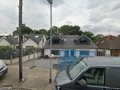 3 Bed Semi-Detached House, Woodside Road, AL2