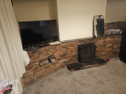 2 Bed Terraced House, Park Road, LL15