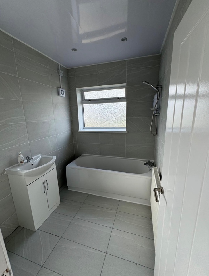 Additional image 5 of 3 Bed End Terrace, Abbey Park Road, LE4, N1 7GU