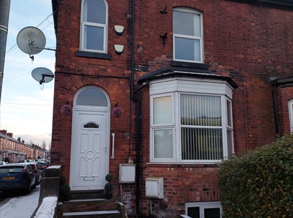 3 Bed Flat, Liverpool Road, M30
