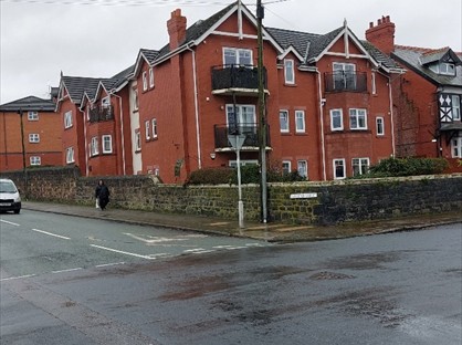 2 Bed Flat, Atherton St, CH45