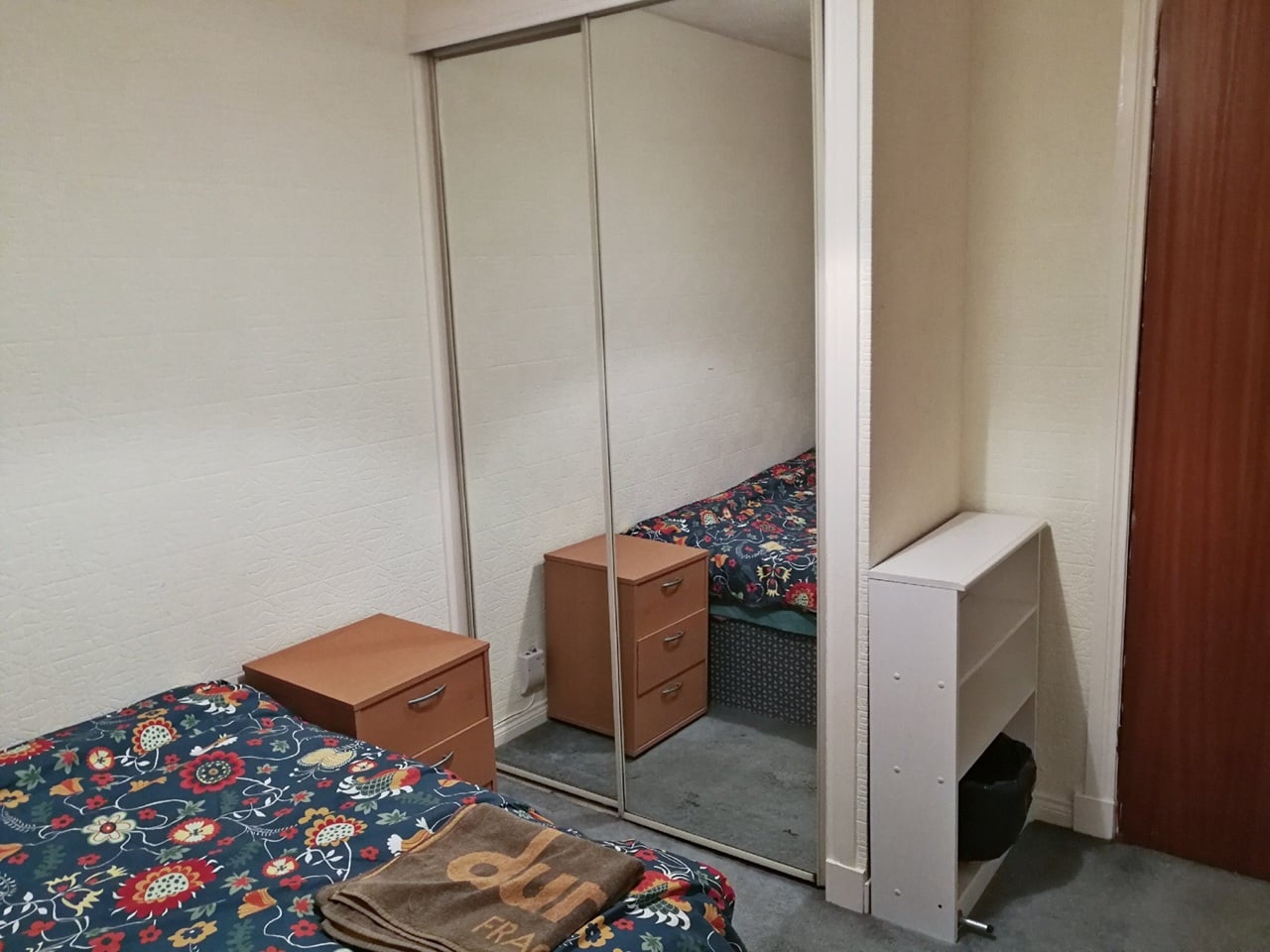 Additional image 2 of 3 Bed Flat, Leyden Court, G20, N1 7GU