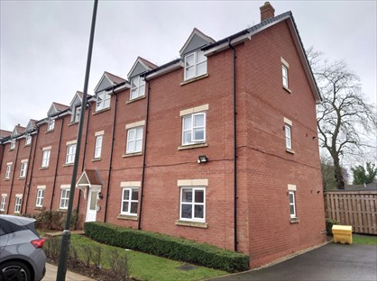 2 Bed Flat, Cowdray Court, B29